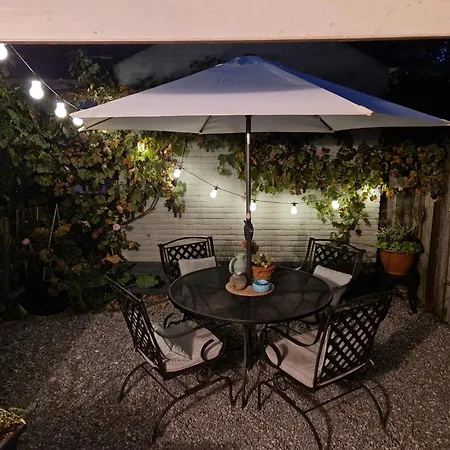 Bed & Bentwoud 3* Benthuizen