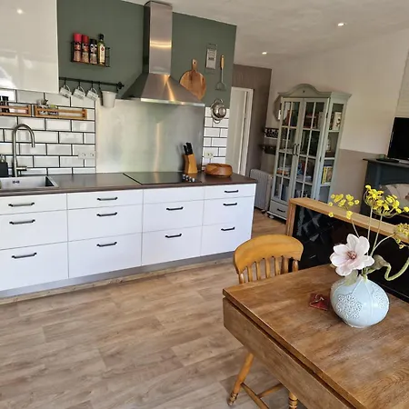 Bed & Bentwoud 3* Benthuizen